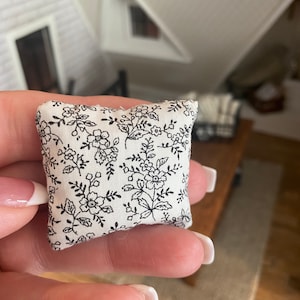 Pillow - Black & White Floral