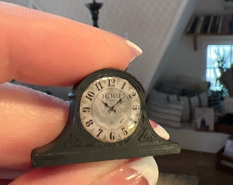Clock - Round Black