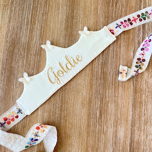 De Goldie-kroon | Handgemaakte gepersonaliseerde kroon | Aangepaste kroon | Gepersonaliseerde kindercadeau | Verjaardagskroon | Naam kroon | Meisjeskroon