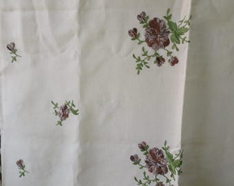 Mantel de lino vintage con bordado floral morado / Decoración de mesa retro de los años 60 y 70 / Ropa de mesa estilo casa de campo