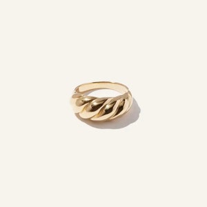Unique Signet 10K Solid Gold Plain Band Ring Dainty Croissant Twisted Dome Boho Pinky Ring Handmade Stacking Delicate Women Chunky Ring