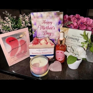 LOVE Gift Box | Self-Care, Love Oil & Rose Quartz | Love Box + Mini reading!