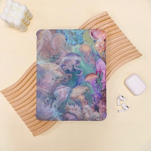 Colored Jellyfish iPad Case Cover For iPad9.7&quot; 10.2&quot; 10.9&quot; 11 inch,iPad Air4/5/3/2 iPad mini6/5/4/3 iPad Pro,iPad 2022 2021 2020 Case