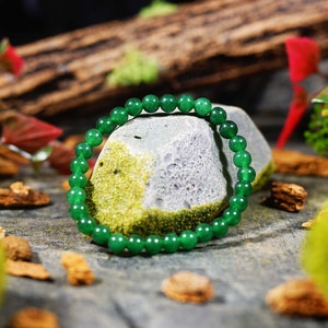 10mm Jadeite Bracelet, Gemstone Bracelet, Chakra Healing, Beaded Bracelet