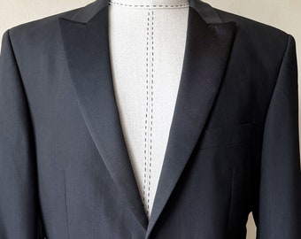 Vintage Wool Tuxedo: Dark Grey with Black Satin Lapels - EU 52 / US UK 40R