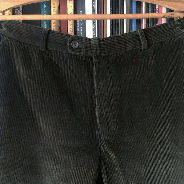 VINTAGE Sheen Corduroy Velvet Cotton Men's Trousers Pants in Dark Olive Green - Waist: 90cm / 35.4in