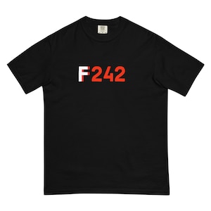 Unisex garment-dyed heavyweight t-shirt
