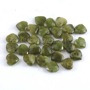 12 Pieces~~Green Cats Eye Carved Heart Shape Briolettes~~Cats Eye Heart Shape Stones~~11mm approx