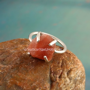 Sunstone Sterling Silver Ring, Raw Sunstone Ring, Sunstone Rough Ring, Uncut Sunstone Ring, Healing Crystal Ring, Ring for Women