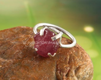 Bague en argent sterling rubis, bague rubis brut, bague rubis rugueux, bague rubis non coupée, bague en cristal de guérison, bague pour femmes