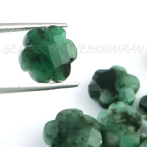 8 Pieces~~Natural Emerald Faceted Flower Shape Briolettes~~Emerald Fancy Carved Briolettes~~11mm approx