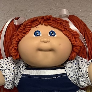 Vintage Cabbage Patch Kid Girl Rote Haare Blaue Augen Kopf Mould # 3 OK Factory 1985 Sammlerstücke Sammlerpuppe Retro Geschenke für Mütter Mädchen