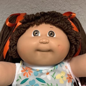 Vintage Cabbage Patch Kid Girl Brown Hair Brown Eyes Head Mold #3 1985 Collectors Doll Gifts For Girls Daughter Mom Sister Friend Aunt Her