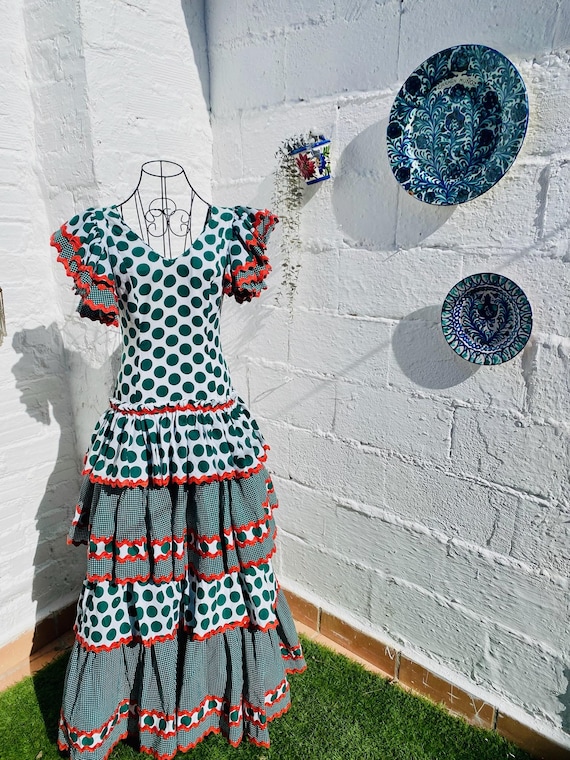 dress in layers in spanish Waist 26