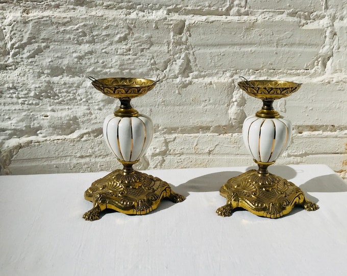 Antique Porcelain Claw Foot Lamps: Hollywood Regency Boudoir Decor