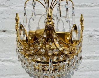 ONE Vintage Wall Sconce, Crystal, Brass, Chandelier, French, Ornate, Hollywood, Tiered