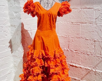 Vintage Flamenco Dress: Solid Orange, Short Sleeves, Feria Gitana, Waist 28", Talla Size 40