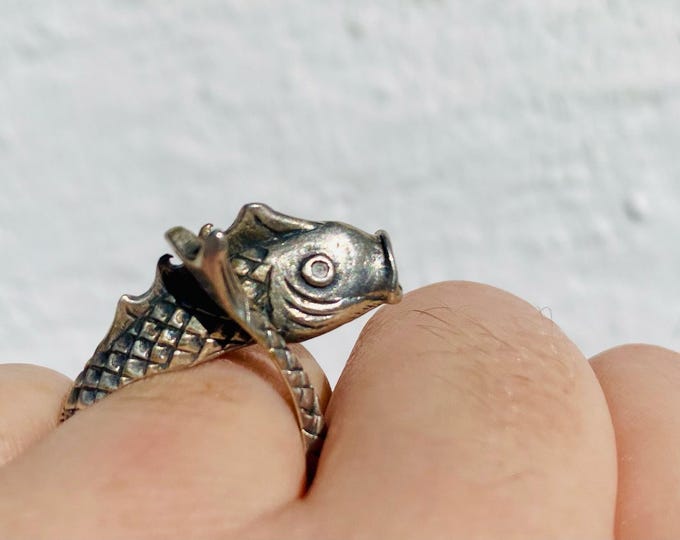 Koi, Whimsical Nautical FISH Silver Ring, Hand made, Vintage, Size US 5.5, Estate Jewelry,