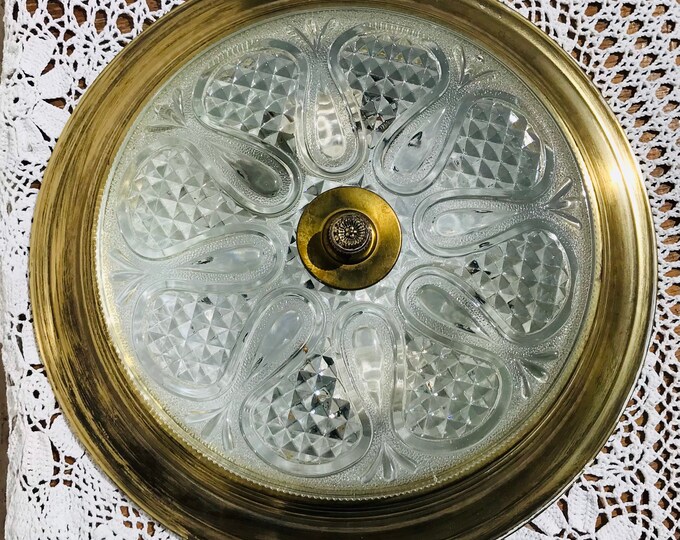 Antique Brass Cut Glass Flush Mount Light - Mid Century Colonial (14" W)