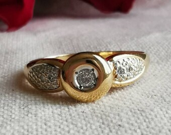 Bague or jaune pavage de diamants