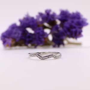 Vintage White Gold Ring Paved Diamonds Wave Pattern