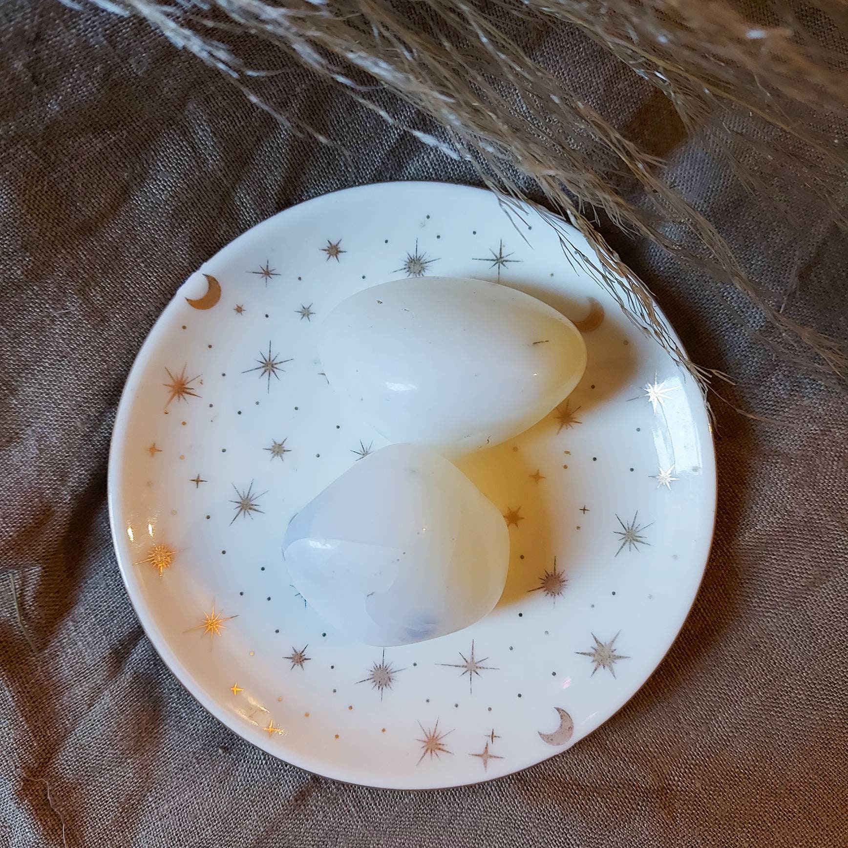 Opale Blanche Roulée Galet Énergies de L'eau Chance Prospérité Amour Relations