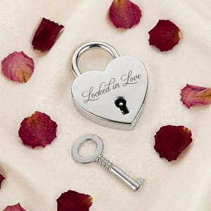 Personalized Heart Love Lock with Key, Engraved Mini Padlock Gift, Custom Wedding Anniversary Engagement Gift for Him Her Boyfriend
