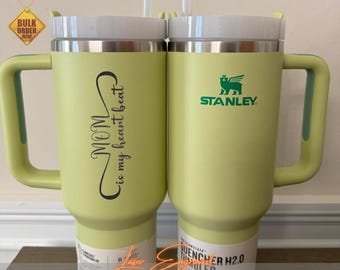 Personalized Mom Travel Tumbler 40oz, Custom Kids Names Gift, Floral Coffee Cup for Mother's Day, Laser Engraved Insulated Mug with Handle