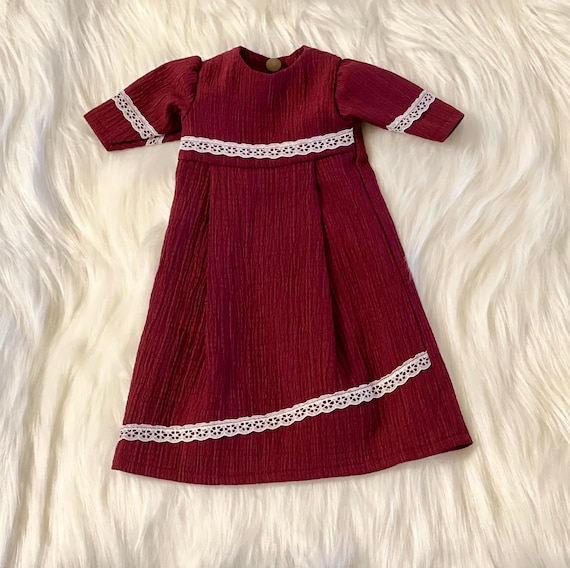 open lace back dress An Amish Christmas Gift: Three Amish Stories: Clipston, Amy, Reid, Ruth,  Irvin, Kelly: 9780310353485: Amazon.com: Books