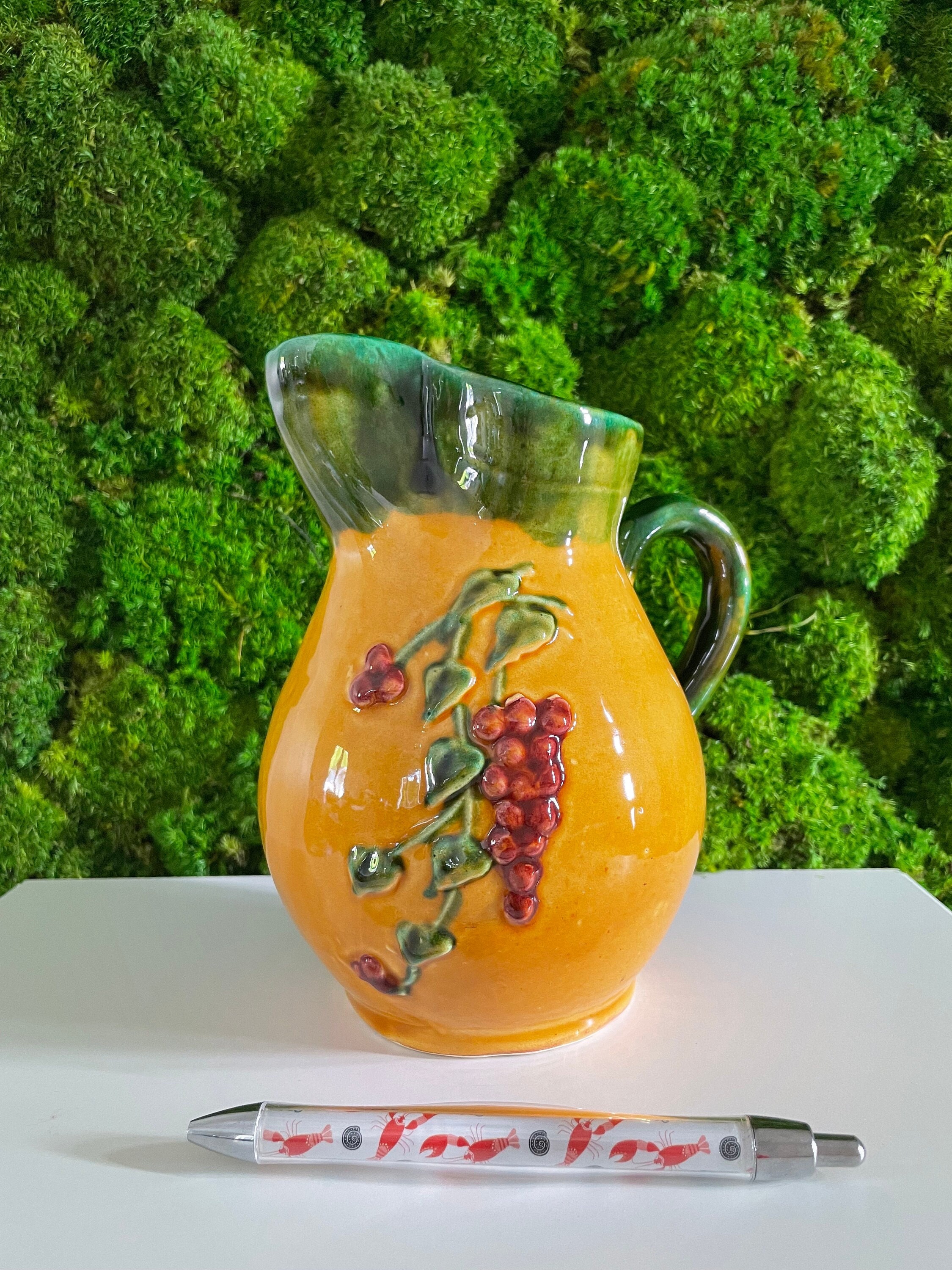 Pichet de Style Provençale. Carafe Provence. Cruche Vallauris. French Pottery. Provençal Pitcher. Ju