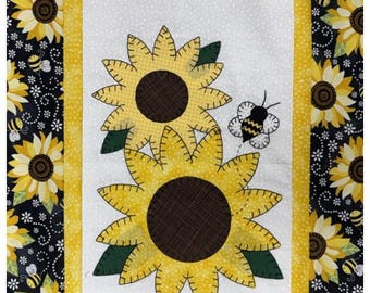 Sunflower and Bees Applique Table Runner Pattern PDF Digital Download