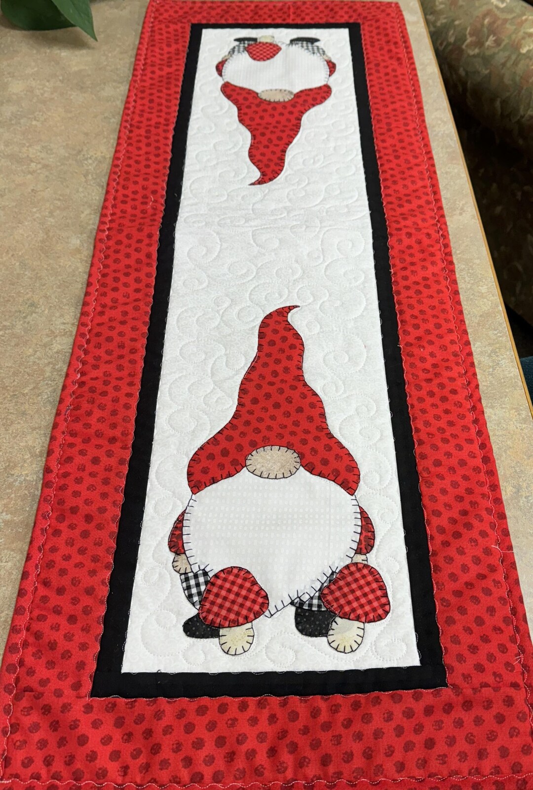 Mushroom Gnome - Hand Applique Quilted Table Runner - Etsy