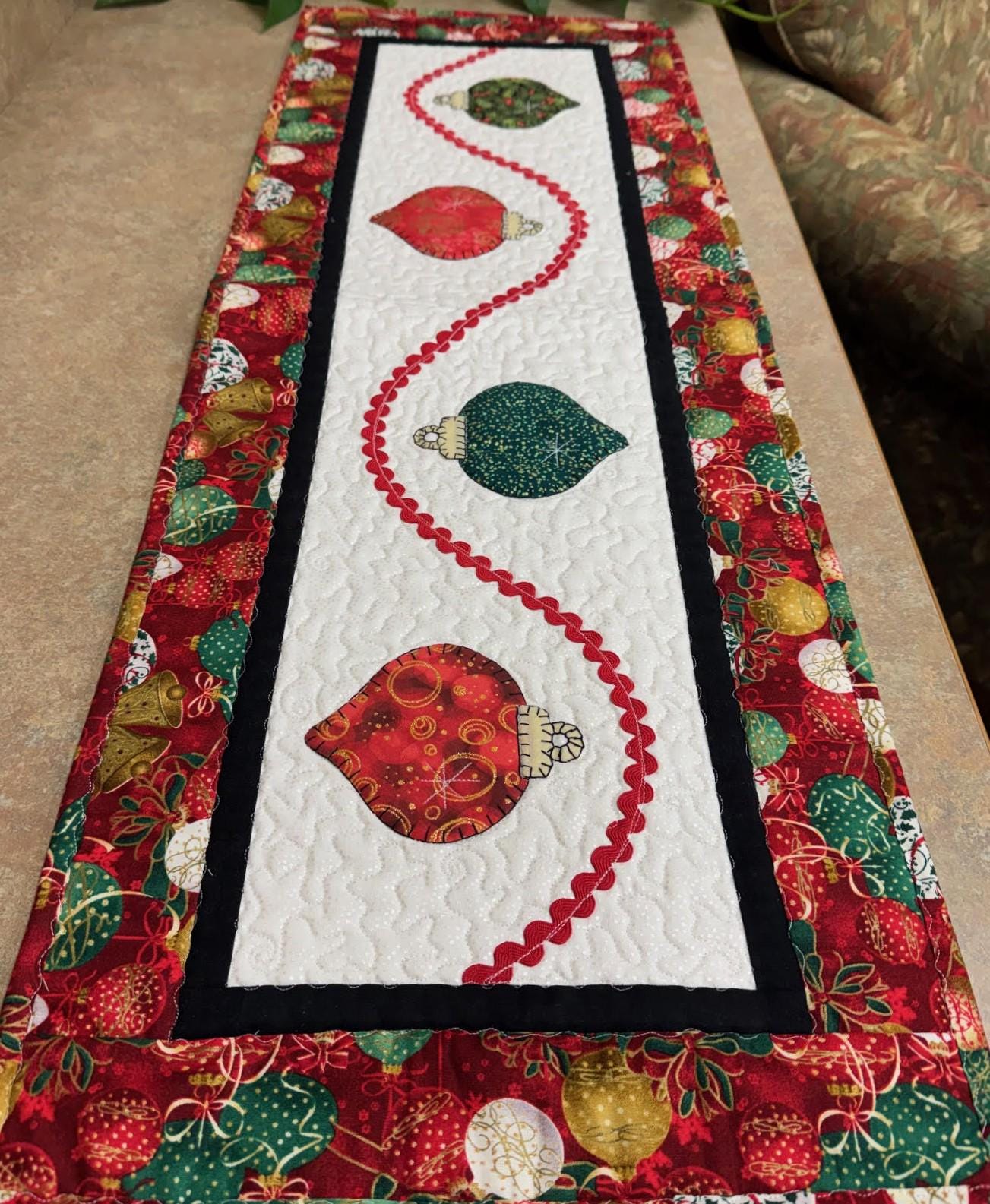Ornament - Hand Applique Table Runner Pattern Digital Download PDF - Etsy