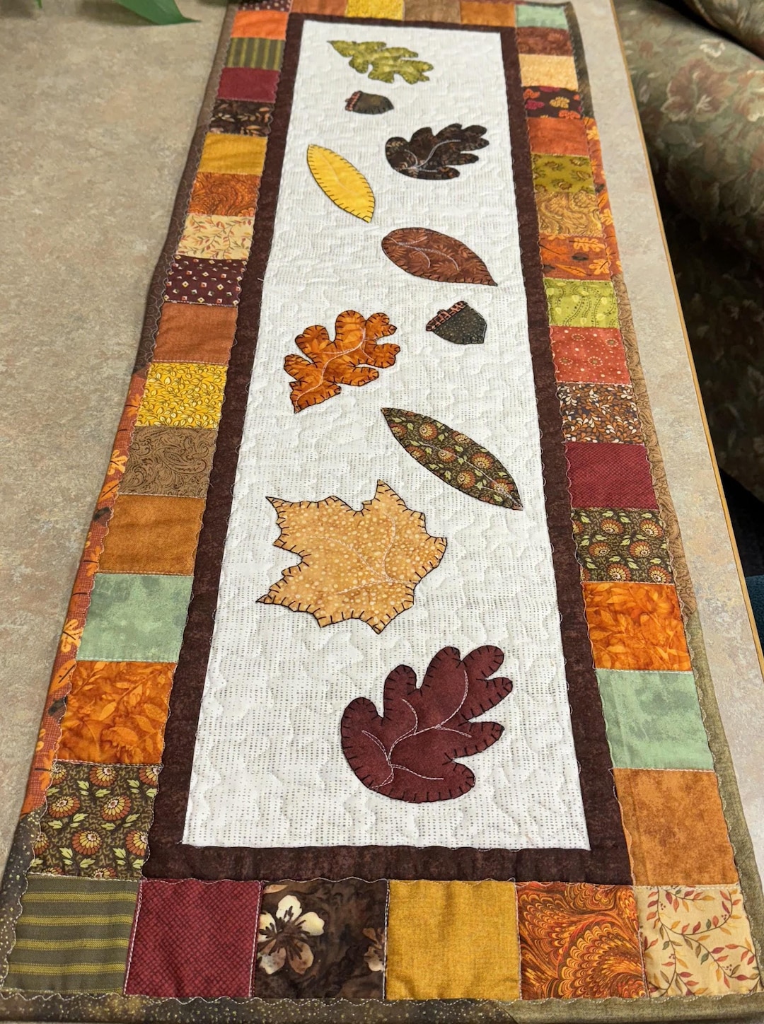 Fall Leaves - Hand Applique Quilted Table Runner - Etsy