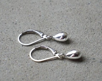 TEARDROP SILVER EARRINGS- 925 Sterling Silver Teardrop Earrings, Shiny Minimalist Small Earrings