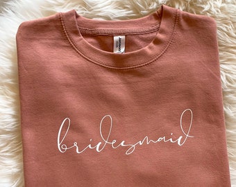 Bridesmaid Sweatshirt | Bridesmaid Proposal gift ideas, Bridesmaid proposal box, Bride sweatshirt, Mrs sweatshirt, Maid of Honour sweatshirt