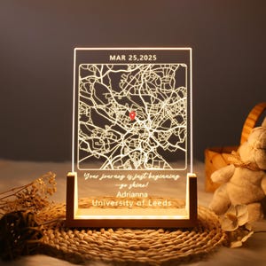 Luz noturna de mapa de campus personalizado, placa de acrílico de mapa universitário, lâmpada noturna de LED de mapa de faculdade personalizado, presente de formatura para a turma de 2025