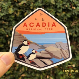 アカディア国立公園ステッカー 水筒 ノートパソコン 車用 ステッカー 旅行者 ハイキング マウンテン 防水 ビニール デカール 彼女へのギフトに