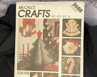 McCall's 8773 Christmas Embroidery Wall Hanging Holiday Hoop Ornament Iron On Transfer Vintage Craft Pattern 1980s 80s UNCUT