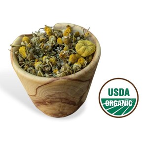 Organic chamomile flower dried bulk herb