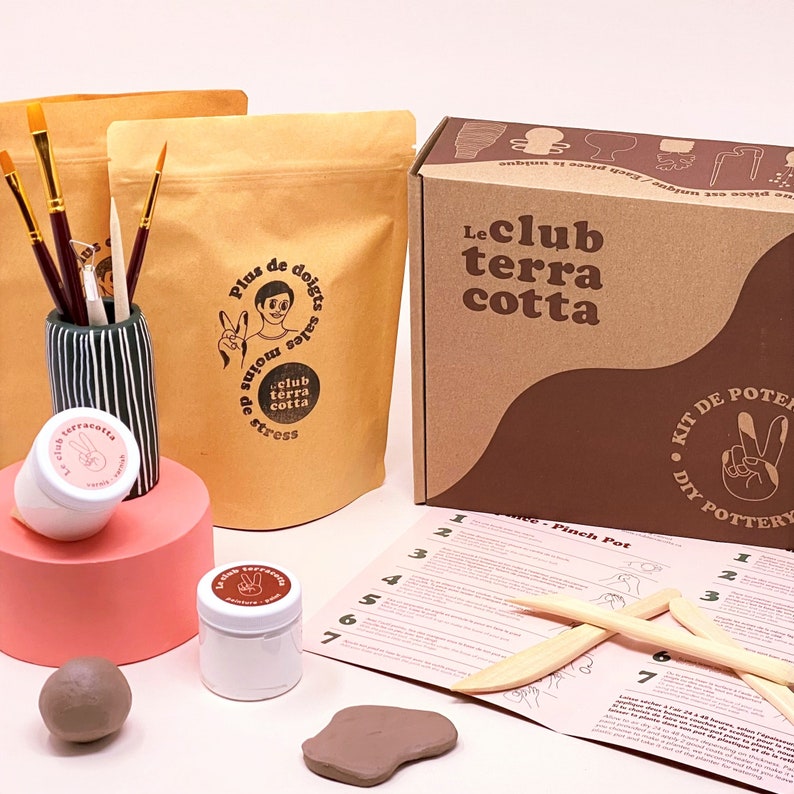 Adult DIY clay kit | Contains air dry clay, pottery tools, instruction guide, white paint, paint brushes and varnish. Everything you need to start pottery at home.