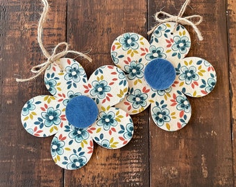 SET of 2 Wood Flower Ornaments, Spring Flower Decor, Decoupaged Wood Flower