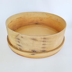 Vecchio setaccio in legno, setaccio per farina da 30,5 cm, setaccio da giardino leggero per terra e semi, decorazione da giardino vintage, decorazione da esterno shabby chic, giardino di campagna