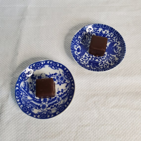 2 small plates, blue and white bowls, ring trays,… - image 2