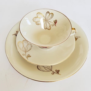 Collector&#39;s set from the 1950s, vintage coffee set, collector&#39;s cup, 3 pieces, tea cup, gold decoration and gold rim, Kronester Porcelain Bavaria