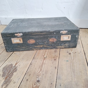 Maleta de madera, caja de madera vintage, caja de madera, caja antigua para decoración, caja con tapa, almacenaje, con maravillosa pátina, despojada,
