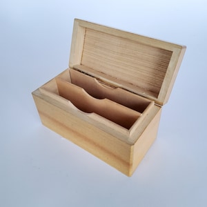 Boîte en bois avec couvercle à charnière, 12,5 x 6 cm, boîte à couvercle, petit registre, vintage, boîte à cartes, boîte à bijoux, boîte au trésor vintage, boîte à index