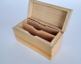 Wooden box with hinged lid, 12.5 x 6 cm, lidded box, small register, vintage, card box, jewelry box, vintage treasure box, card index box