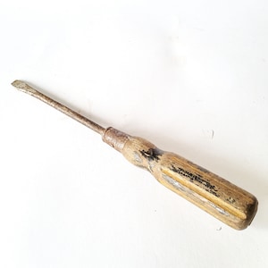 Old screwdriver, tool, vintage carpentry, shabby man cave, workshop decoration, wooden hammer, man cave, brocante, country house decoration