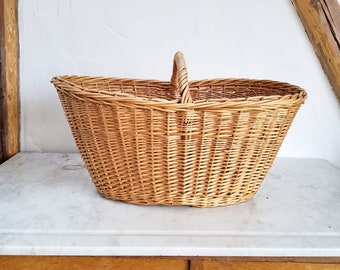 Grand panier à anse en osier 62 x 35 cm. Panier à provisions vintage ou panier à linge en osier léger. Rangement dans la salle de bain, la cuisine et le jardin.